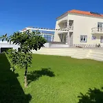 Villa Casa Rosas