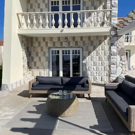 וילה Casa Rosas Carvoeira