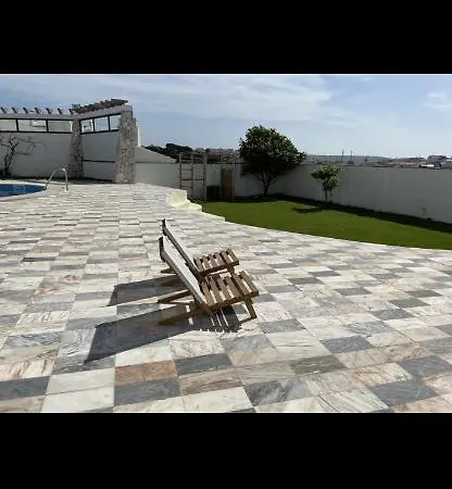 וילה Casa Rosas Carvoeira