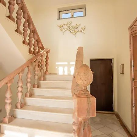Casa Rosas
