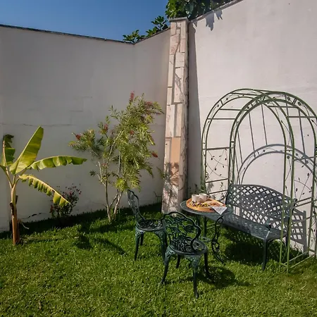 Casa Rosas Villa Carvoeira